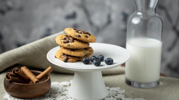 biscuiti cu scortisoara reteta perfecta pentru o zi de toamna rece si ploioasa