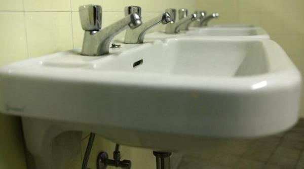 secretul unei bai stralucitoare si igienizate in doar cateva minute iata ce trebuie sa faci