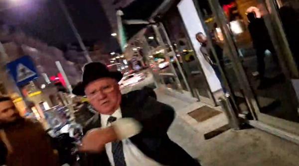 protestatarul marian ceausescu amendat cu 500 de lei dupa incidentul cu dragomir cercetarile continua surse