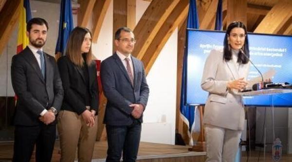 clotilde armand acuzata ca vrea sa adune datele cetatenilor in scop electoral nu are temei legal ii pacaleste ca vor primi tichete de caldura