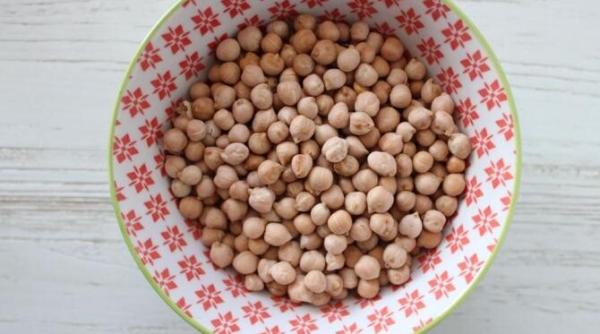 faina de naut bogata in zeci de proprietati nu trebuie sa lipseasca din bucatarie