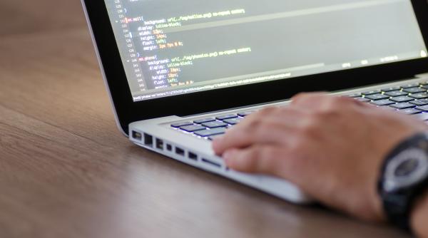 ofiter chinez condamnat in sua la 20 de ani de inchisoare pentru furt de secrete comerciale