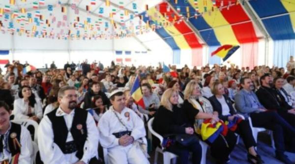 spania romanii din l alf s del pi sarbatoresc ziua romaniei festival pentru democratie si libertate pentru a impartasi cultura si traditiile