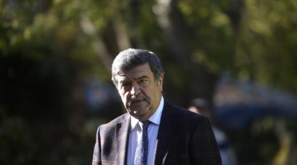 toni grebla avem sase luni de cand nu s a mai facut nimic in materie urbanism problema il afecteaza si pe omul de rand care vrea sa schimbe acoperisul video