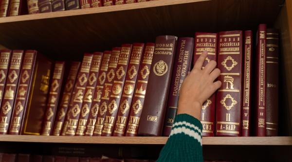 noi biblioteci pentru copiii romani din diaspora proiectul biblioteca prichindeilor se extinde in austria danemarca si londra