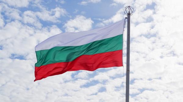 fitch acorda bulgariei ratingul bbb cu perspectiva pozitiva romania are minus si perspectiva negativa