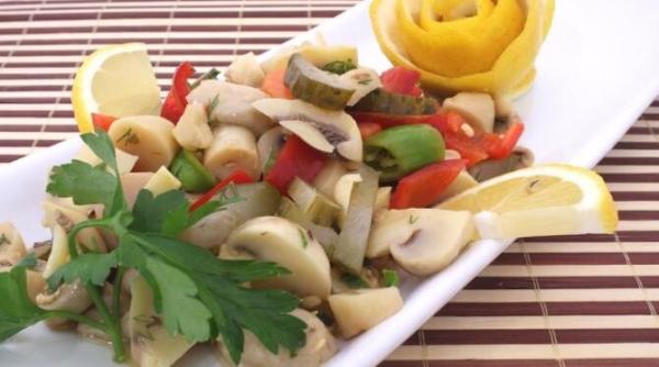 salata delicioasa din produse simple fara carne