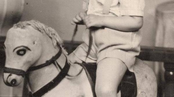 il recunosti e zilnic in platourile de televiziune