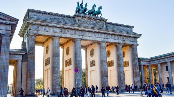 mergi in vacanta in germania ce trebuie sa stii noi reguli la intrarea in tara