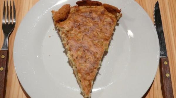 placinta incredibila cu ceapa crocanta o reteta usoara pe care oricine o poate face