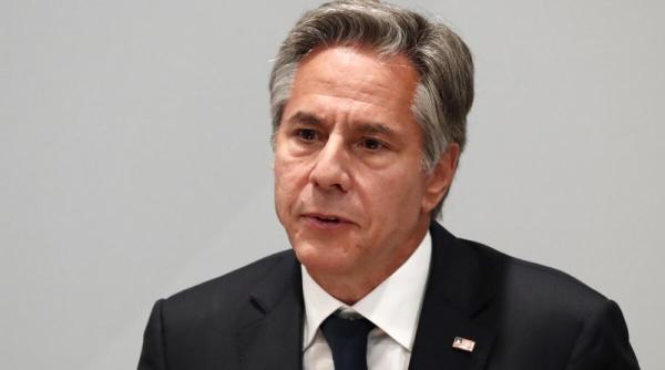 antony blinken a ajuns in romania vizita alaturi de premierul ciuca la expozitia noi poporul 25 de ani de parteneriat strategic