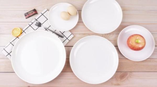 farfuriile si cestile vor fi din nou perfect albe metoda originala de curatare