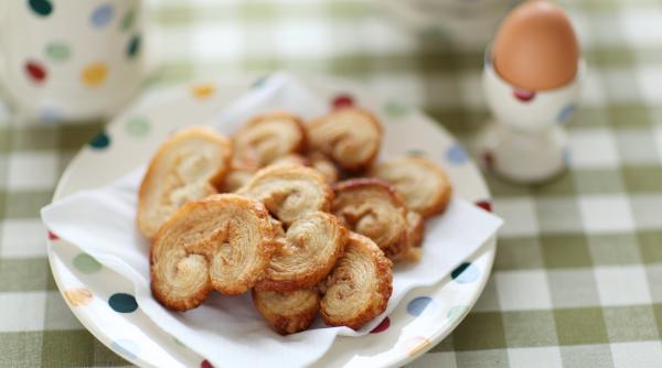 prajitura palmieri ai nevoie de doar trei ingrediente pentru aceasta reteta delicioasa