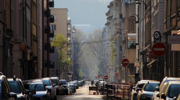 t ziarul romanesc londra extinde zona in care se plateste taxa de poluare 12 5 lire sterline pe zi cartierele romanilor afectate