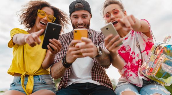 trei sferturi din locuitorii globului cu varsta de peste 10 ani au un telefon mobil