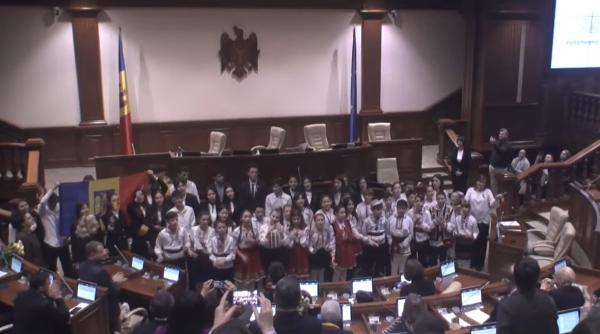 jos vama de pe prut a rasunat astazi in parlamentul de la chisinau igor grosu mesajul l am inteles trebuie initiativa legislativa video