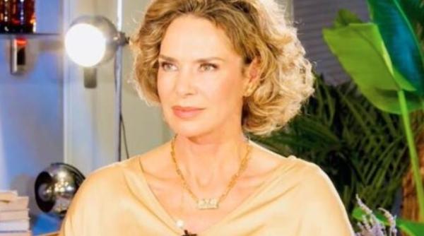 mirela vasadi regrete la finalul lui 2022 alegerile gresite pe care le am facut timp pretios irosit fara rost niste suferinte inutile