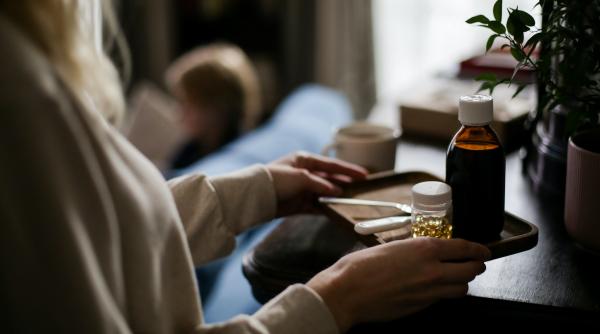 sirop de tuse cu urme de lichid antigel retras dupa mai multe decese familiile victimelor au intentat proces colectiv