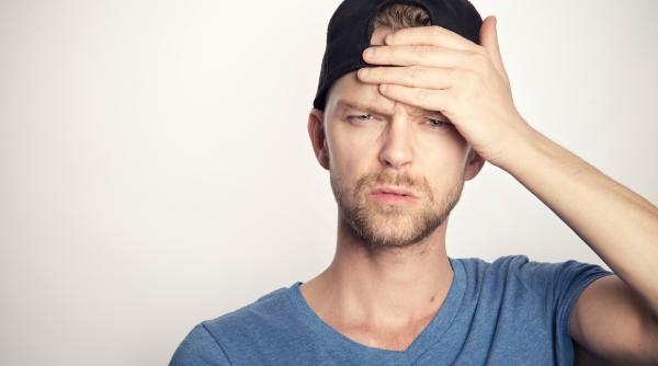 dureri de cap insuportabile semne periculoase care anunta ca ai putea avea probleme