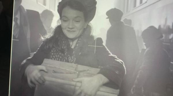 elena ceausescu premiata la hollywood