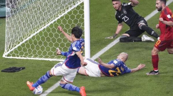 fifa verdict final mingea nu a depasit cu intreaga circumferinta linia de fund la golul japoniei cu spania
