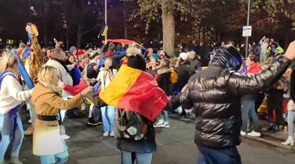 bulai e mai usor sa critici romania asta pentru ca la nivel inalt exista acest model