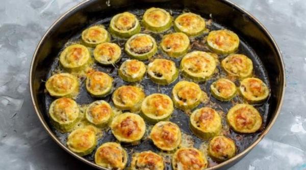 dovlecei umpluti cu carne tocata dietetici gustosi si ai doar 240 de calorii