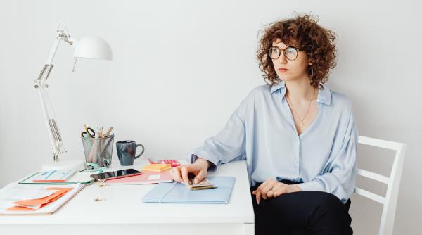 horoscop 6 decembrie balanta scorpion sagetator capricorn varsator pesti mare atentie astazi la bani zodia care trebuie sa aiba grija