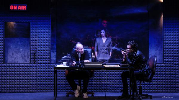 naveta culturala pentru piesa radio bucuresti craiova la teatrul marin sorescu guest star vlad craioveanu