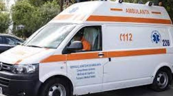 sase elevi la spital dupa ce invatatoarea a aprins in clasa o lampa cu ultraviolete