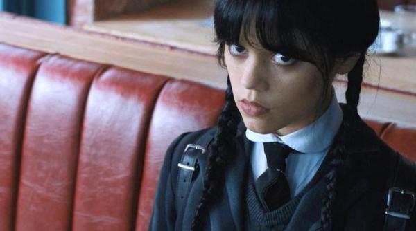 wednesday nu se va mai filma in romania tim burton a plecat din tara noastra irina margerta nistor au dat legea aceea care nu se poate aplica