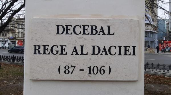 in piata unirii din bucuresti a fost instalat bustul regelui dac decebal unde mai exact il poti vedea si cine l a realizat galerie foto