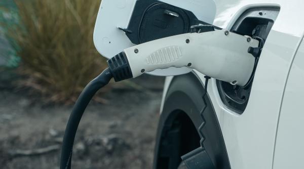 restrictii de circulatie pentru masinile electrice intr o tara europeana ar putea fi folosite doar in cazuri urgente