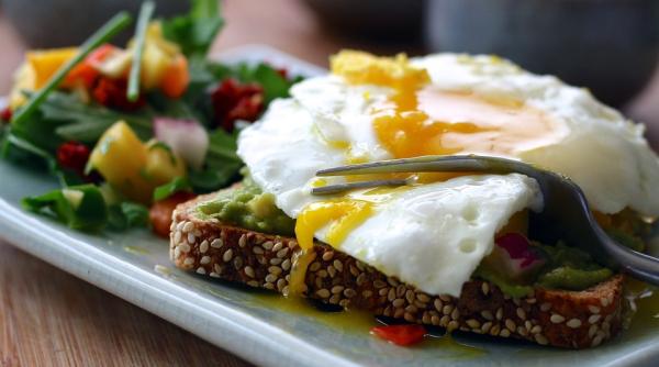 de ce nu este bine sa mananci prea multe proteine mihaela bilic e mai sanatos sa fii slab si nemancat decat indopat cu proteine