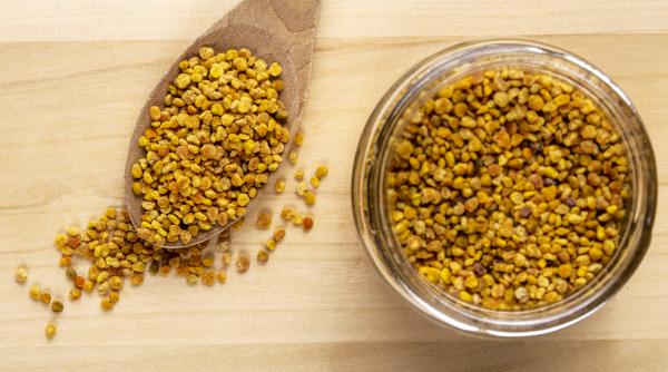 faceti o cura cu polen si o sa vi se faca dor de doctorul de familie