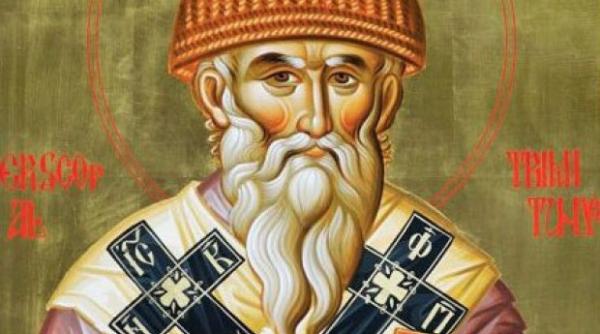 sfantul spiridon facatorul de minuni de ce este numit si sfantul calator care poarta pe cap o scufie sub forma unui cos impletit din nuiele