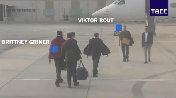 ce i a spus viktor bout rusul supranumit negustorul mortii baschetbalistei americane brittney griner cand au trecut unul pe langa altul video