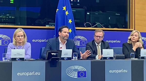 europarlamentar austriac nu e o drama amanarea aderarii atat de asteptate a romaniei la schengen alta e drama