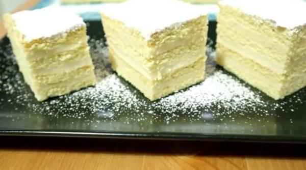 prajitura alba ca zapada nelipsita de sarbatori cum se prepara clasica prajitura a copilariei