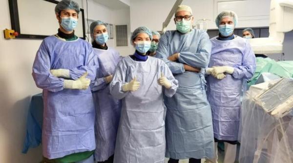 tratamentul endovascular al anevrismului aortic toraco abdominal o noua premiera nationala in chirurgia cardiovasculara minim invaziva la spitalul clinic sanador