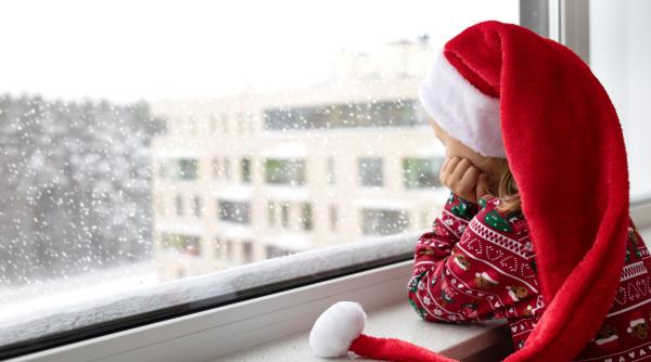 romania are si copii tristi 2 din 5 parinti care lucreaza in strainatate nu vor veni acasa de sarbatori