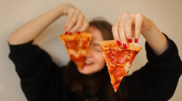 medicul doru negru daca ne uitam la dinti vedem ce suntem noi facuti sa mancam asa cum a hotarat mama natura video