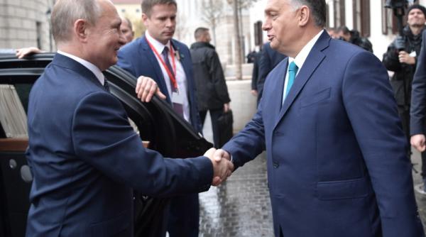 cum vrea ungaria sa satisfaca rusia cia implicata in razboiul din ucraina si interese in distrugerea rusiei si a economiei maghiare