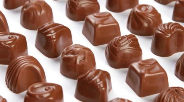 ciocolata de craciun facuta acasa reteta unei delicatese cremoase gata in 30 de minute