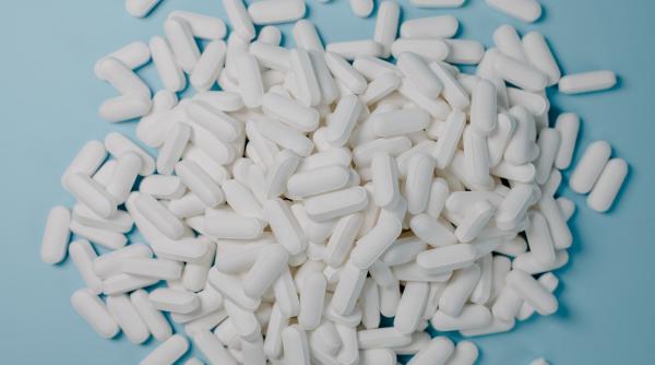 peste 50 de milioane de pastile contrafacute confiscate de sua substanta continuta suficienta cat sa ucida intreaga populatie americana