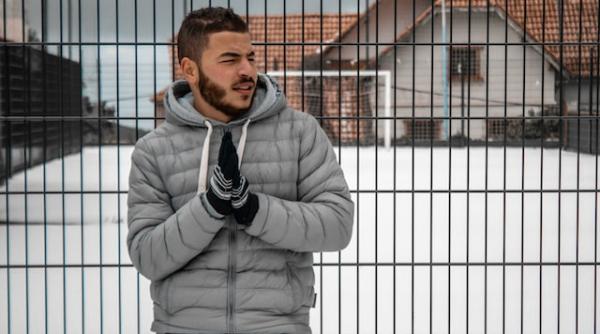 jachete de iarna moderne pentru barbati sugestii elegante