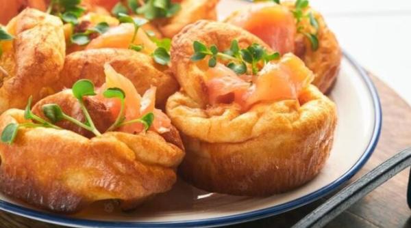 tartine de cartofi somon si branza reteta usoara pentru un aperitiv fabulos de bun