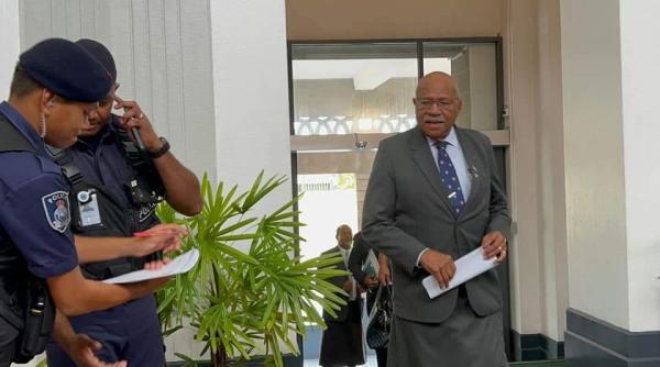fiji opozantul sitiveni rabuka confirmat ca prim ministru