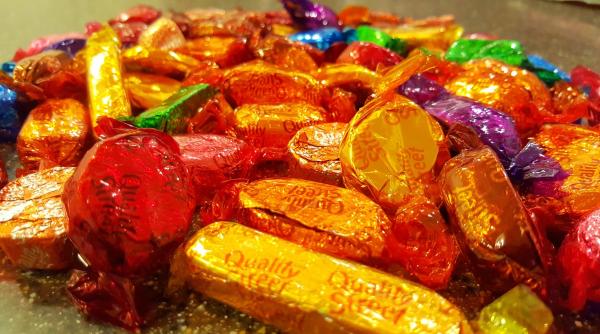 infocons bomboanele de craciun otrava in poleiala