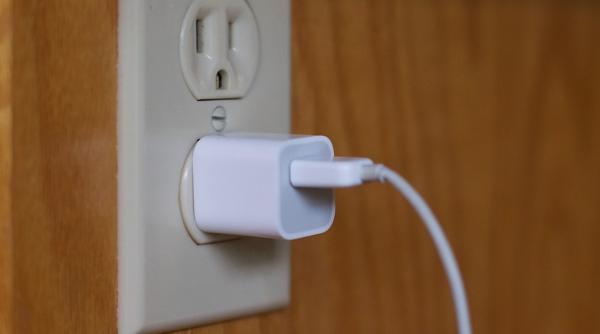 legea ue care obliga utilizarea usb c a intrat in vigoare efectele vor fi vazute din 2024